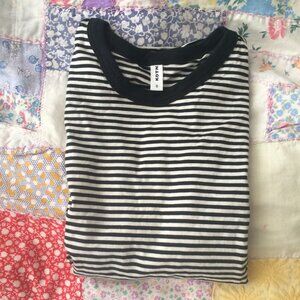 KOTN Women's Easy Crew T-shirt (size S)